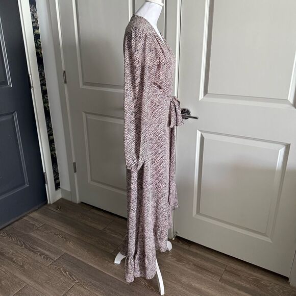 WAYF Blush Pink Micro Animal Print Long Sleeve Wrap Dress Size M - Picture 2 of 7